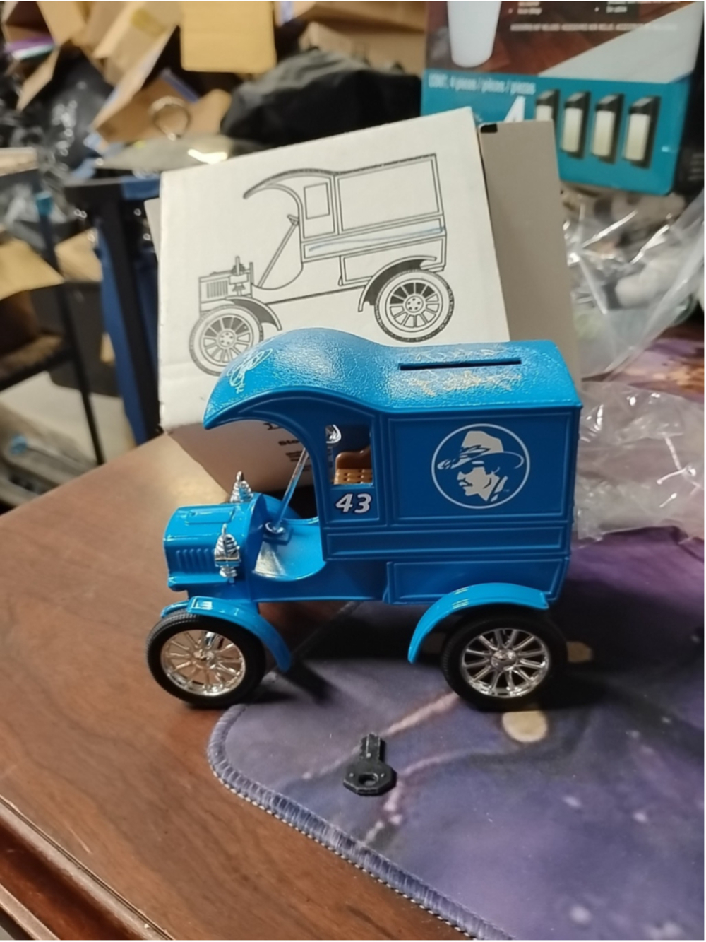 Autographed Ertl #9683 1:25 "Richard Petty #4" 1905 Ford Delivery Car Bank MIB